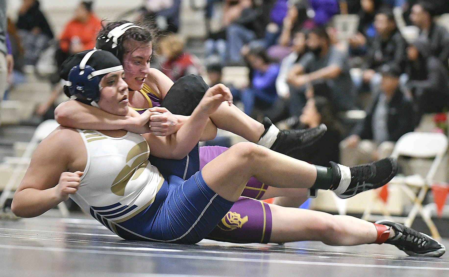 010820 Girls wrestling 04.jpg